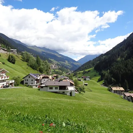 Konukevi Garni Petter