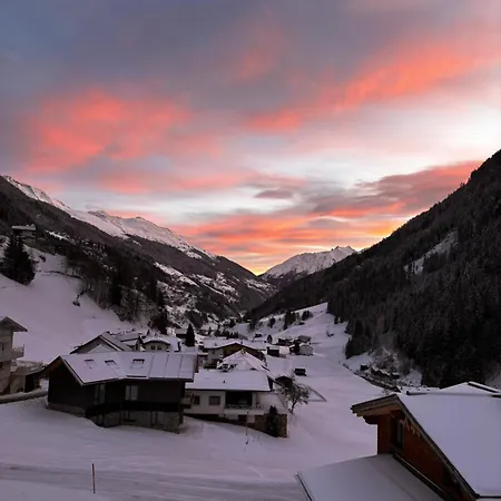 Garni Petter Konukevi 4*