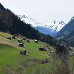 Garni Petter 카플