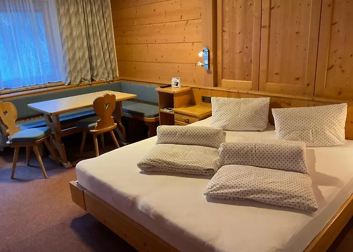 Garni Petter Pensión 4*