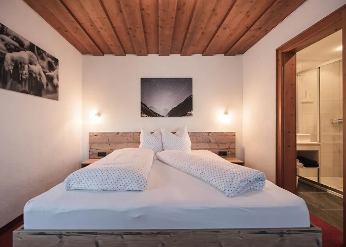 Garni Petter Pensión 4*