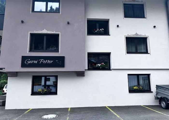Pensión Garni Petter 4*